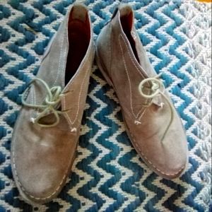 Guess Suede Khaki 9.5 Men's